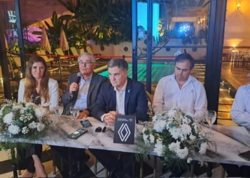 Con el acompañamiento del presidente de Renault Argentina, Pergamino Automotores presentó los modelos Boreal y celebró 40 años de vida