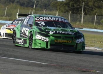Turismo Carretera 2000: Llaver se quedó con la pole en Rosario