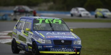 Matich Orellana y Cortina se quedaron con las series de la Clase Uno del Turismo Pista