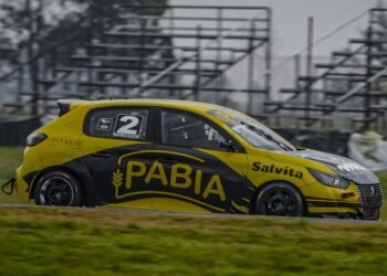 Francisco Coltrinari fue el más rápido en la apertura del viernes de la Clase Dos en La Plata