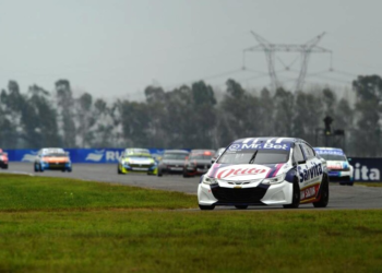 Jeremías Olmedo ganó la final de la Clase Tres en el Mouras de La Plata