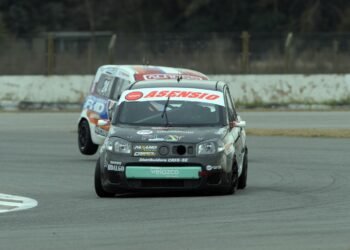 Agustín Gajate se quedó con la clasificación de la Clase Dos del Turismo Pista