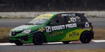 Pezzucchi, Chico y Franco De Benedictis se llevaron las series de la Clase Tres del Turismo Pista