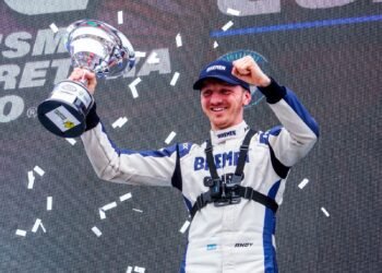 Turismo Carretera 2000: Jakos repitió y se quedó con la segunda final en Río Cuarto