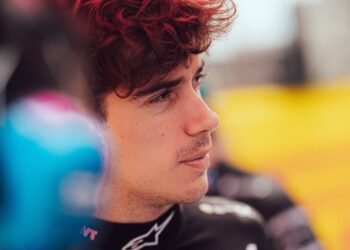Colapinto: “Los Racing Bulls están en otra categoría, intentaremos trabajar para alcanzarlos”