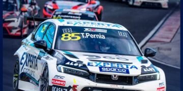 Buen paso por Hungría: Tiago Pernía fue séptimo en la carrera del domingo en el TCR Europe