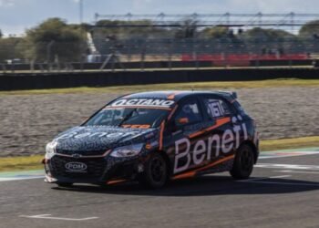 Lucas Petracchini ganó la final de la Clase Dos en Termas
