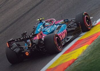 Antonelli lideró el segundo entrenamiento: Colapinto fue séptimo y  Gasly se despistó y chocó