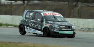 Turismo Pista: Agustín Gajate fue el más rápido en la primera clasificación de la Clase Dos