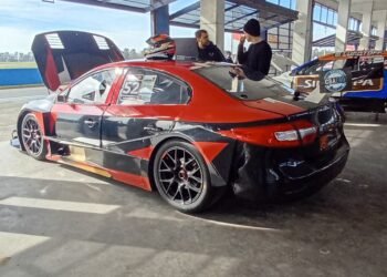 De la mano del Dose Competición un nuevo piloto se suma al Turismo Carretera 2000