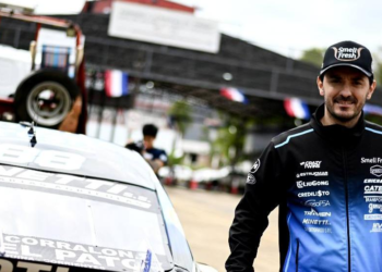 El TC en Paraguay: el Ford Mustang de Nicolás Trosset cruzó a Encarnación