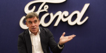 Martín Galdeano, de Ford: “Nuestra competencia ya no es la fábrica de al lado, son China y Tailandia”