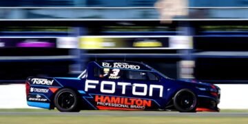 Gran victoria de Mariano Werner con Foton en la final de las TC Pick Up en La Plata