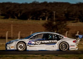 Marcelo Ciarrocchi sacó diferencias en la primera práctica oficial del Top Race en Toay