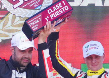 Nicolás González y el Fiat Uno de Lucio Rodríguez vencieron en la final de invitados de la Clase Tres