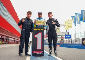 Alexis Bull, Collodoro y Possiel ganaron las series de la Clase Uno del Turismo Pista