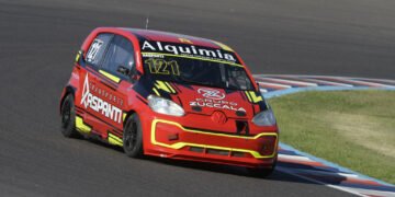 Federico Raspanti y el Volkswagen Up del Alquat Motorsport se llevaron los entrenamientos de la Clase Dos del Turismo Pista