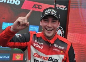 Agustín Martín con Fiat Uno Way ganó la carrera de la Clase Dos del Turismo Pista en Termas