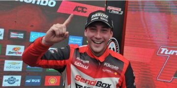 Agustín Martín con Fiat Uno Way ganó la carrera de la Clase Dos del Turismo Pista en Termas
