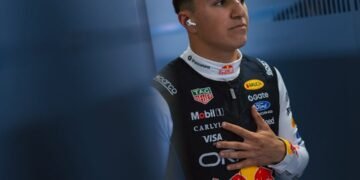 Tras el parate por la lesión en su muñeca, Hadjar regresa a Red Bull