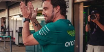 Fernando Alonso continuará en Aston Martin: “Las carreras son mi vida, mi pasión”