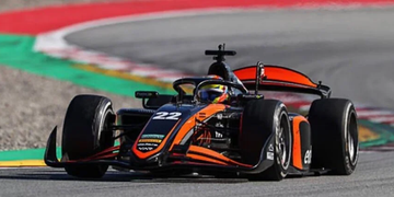 FIA F2: Nicolás Varrone finalizó en el puesto 15, Dino Beganovic fue el ganador
