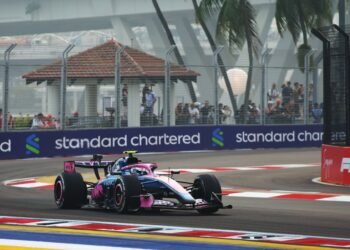Franco Colapinto no tuvo un buen entrenamiento en Singapur: el mejor tiempo fue  para George Russell