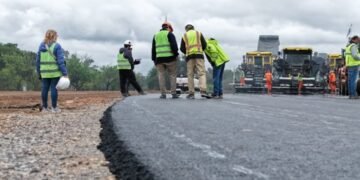 Avanza la transformación del Autódromo Oscar y Juan Gálvez: siguen las pruebas de asfalto en la pista