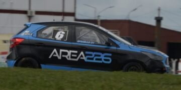 Spinella dueño de la pole en la Clase Dos