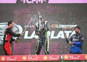 Iñaki Arrías llegó a su sexto triunfo en el TC Pista Mouras y quedó a un paso del campeonato