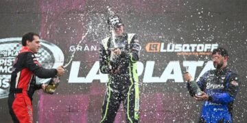 Iñaki Arrías llegó a su sexto triunfo en el TC Pista Mouras y quedó a un paso del campeonato