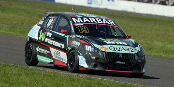 Luciano Farroni logró su primera pole en la Clase Tres del Turismo Pista