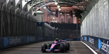 Colapinto cerró una buena clasificación para la carrera corta del sábado: pole de Verstappen